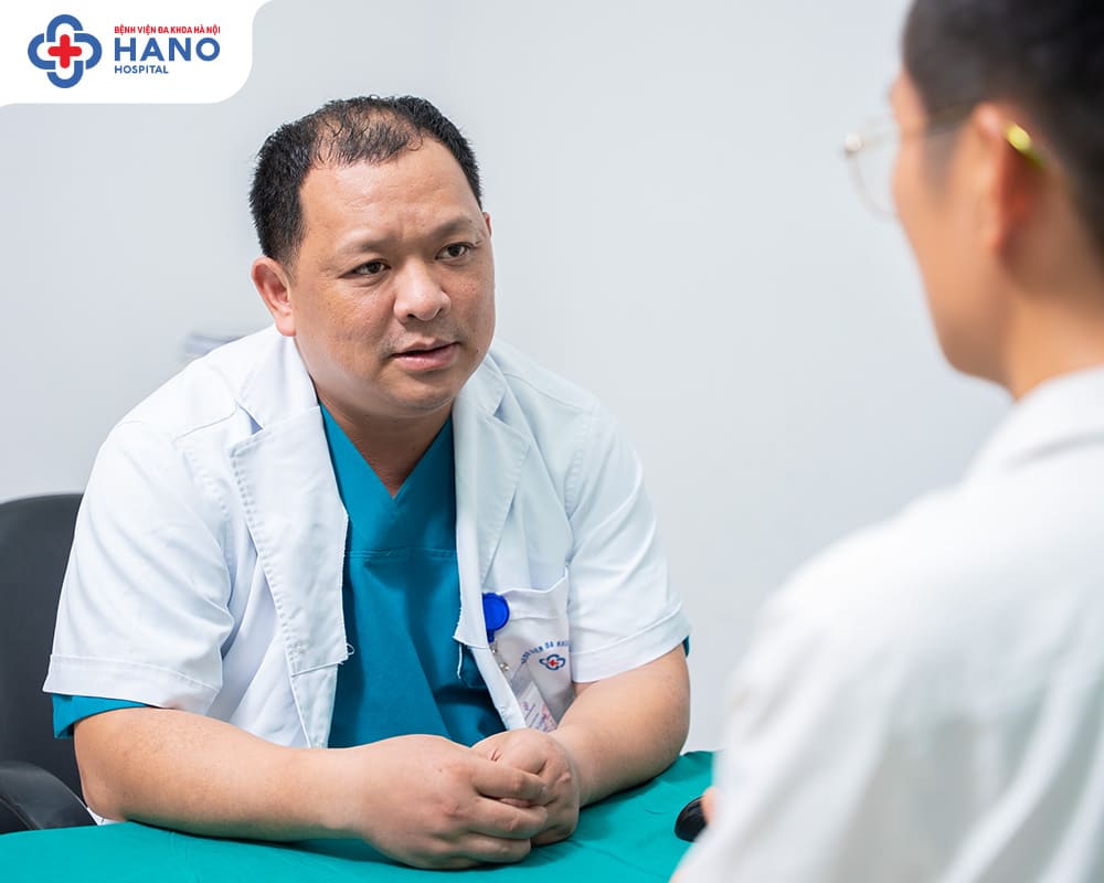 Chi phí khám và xét nghiệm ban đầu